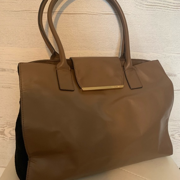 Vince Camuto two-tone tan/black satchel - Picture 2 of 4